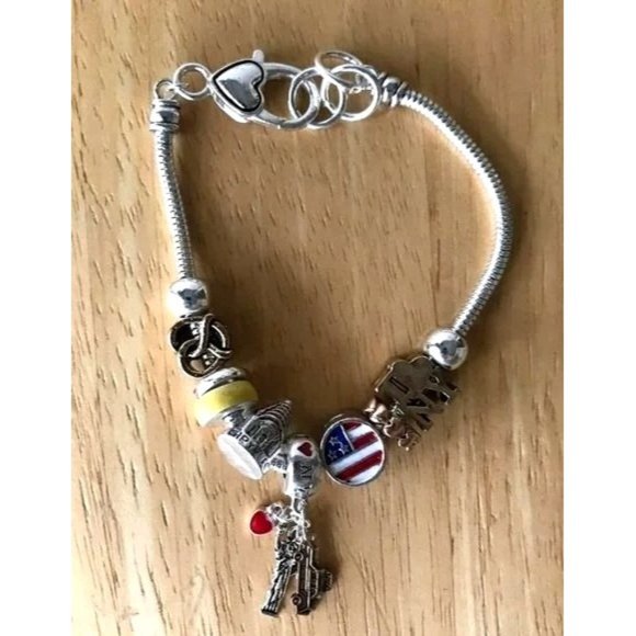 New York Charm Bracelet I Love NY Taxi Heart Statue of Liberty New Big A… - Picture 9 of 12